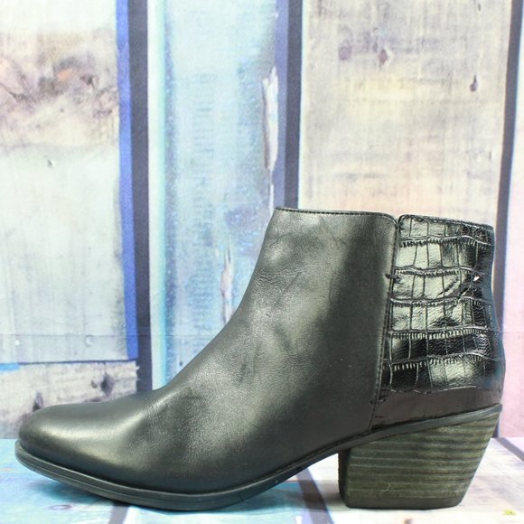 Clarks Shoes - CLARKS Black Croc Leather Side Zip Fashion Ankle Boots Size 8.5 M